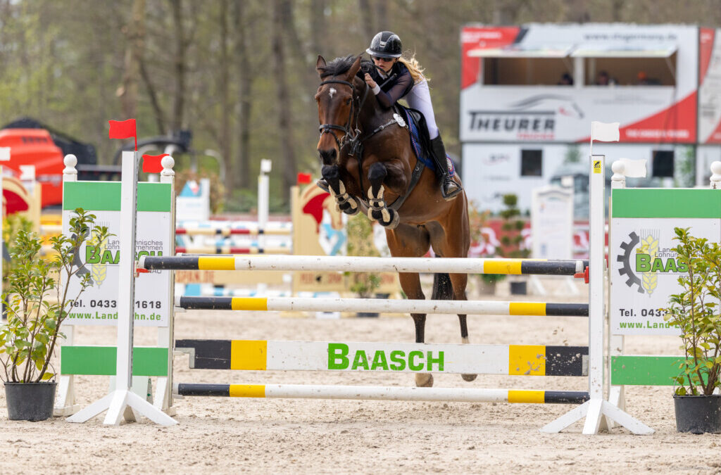 Leni Hansen auf Lillet Wild Berry