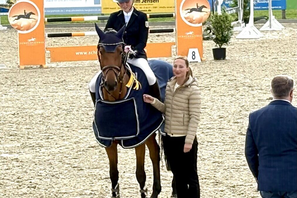 Svea Wagner + Amabilita in Prfg Nr. 23/2. Abt. Siegerin in 0/46,74